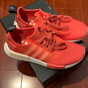 [SOLD] adidas original NMD sneakers in coral tone
